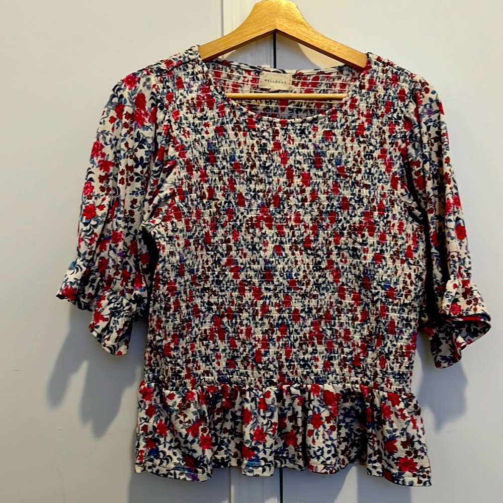 Under 20$ closet! Check out my closet for more